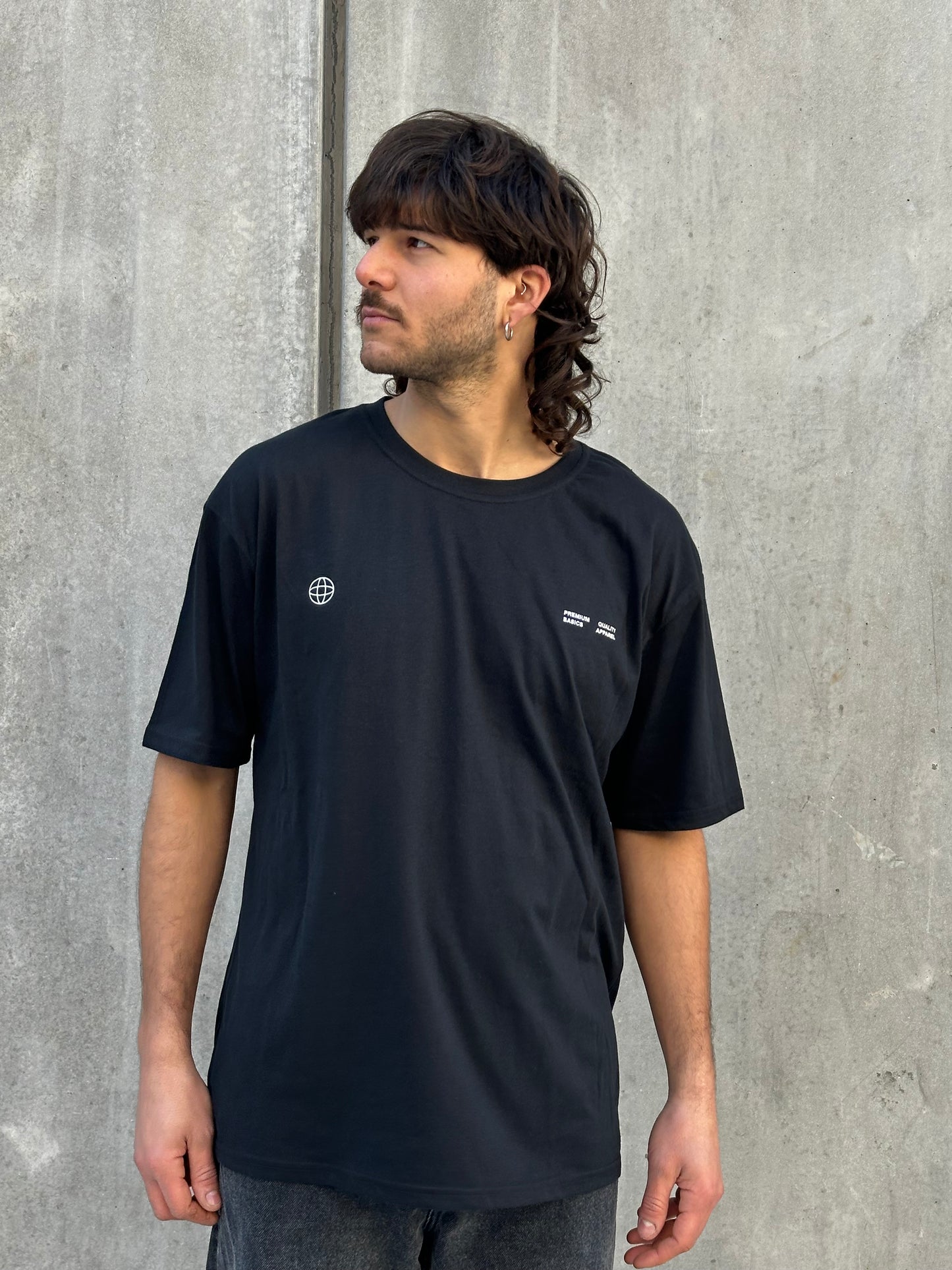 Remera URBAN negra