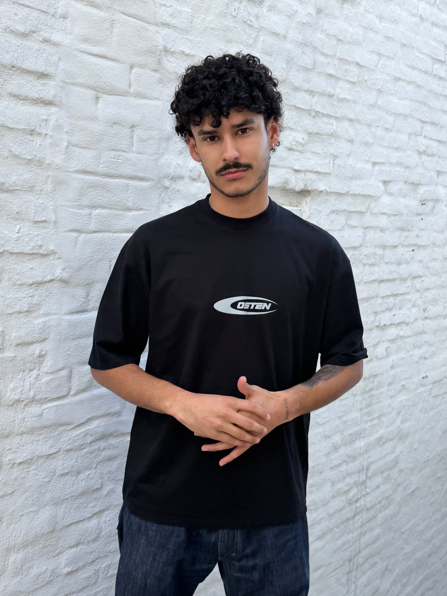 Remera ISO boxy negra