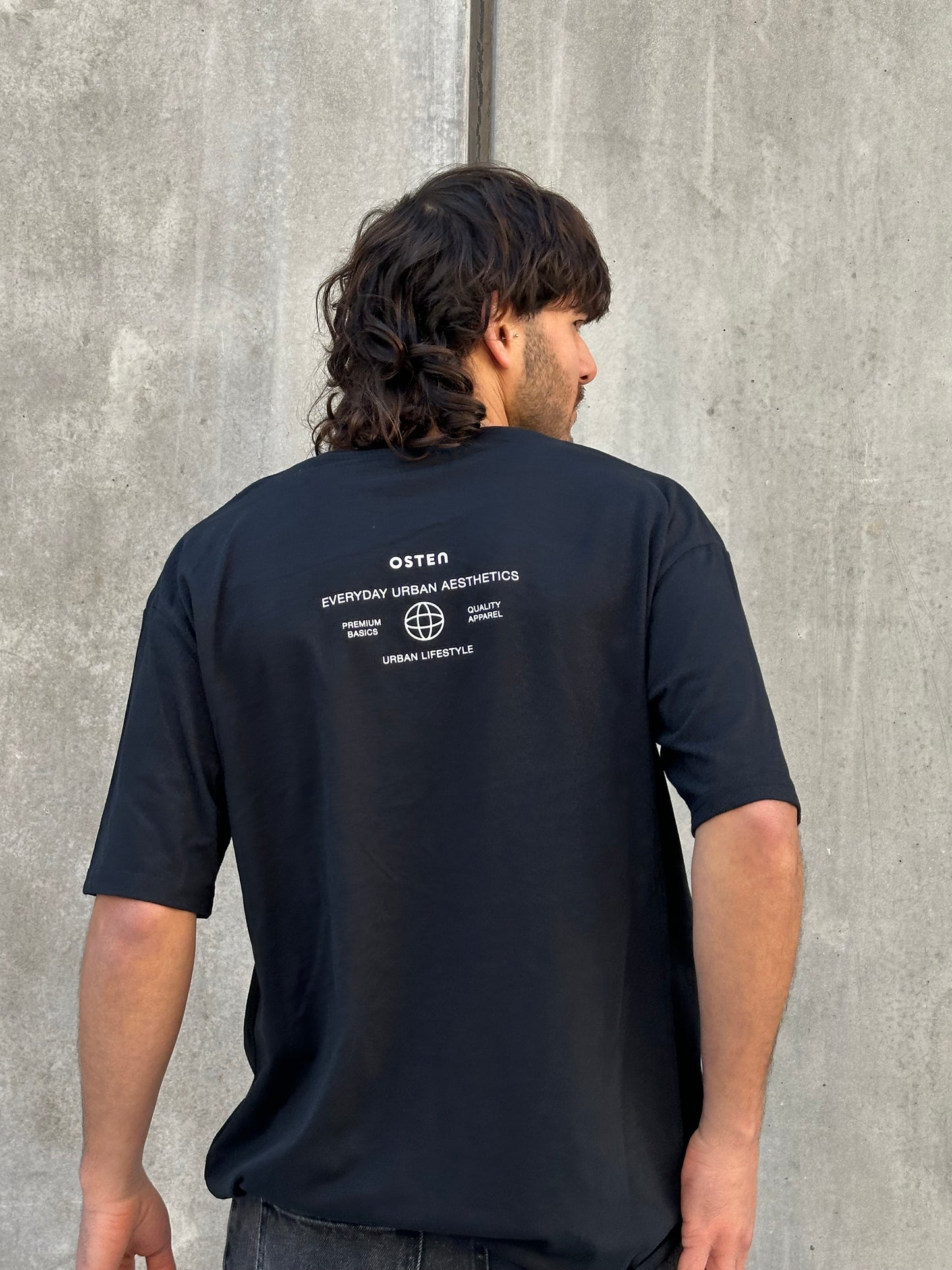 Remera URBAN negra