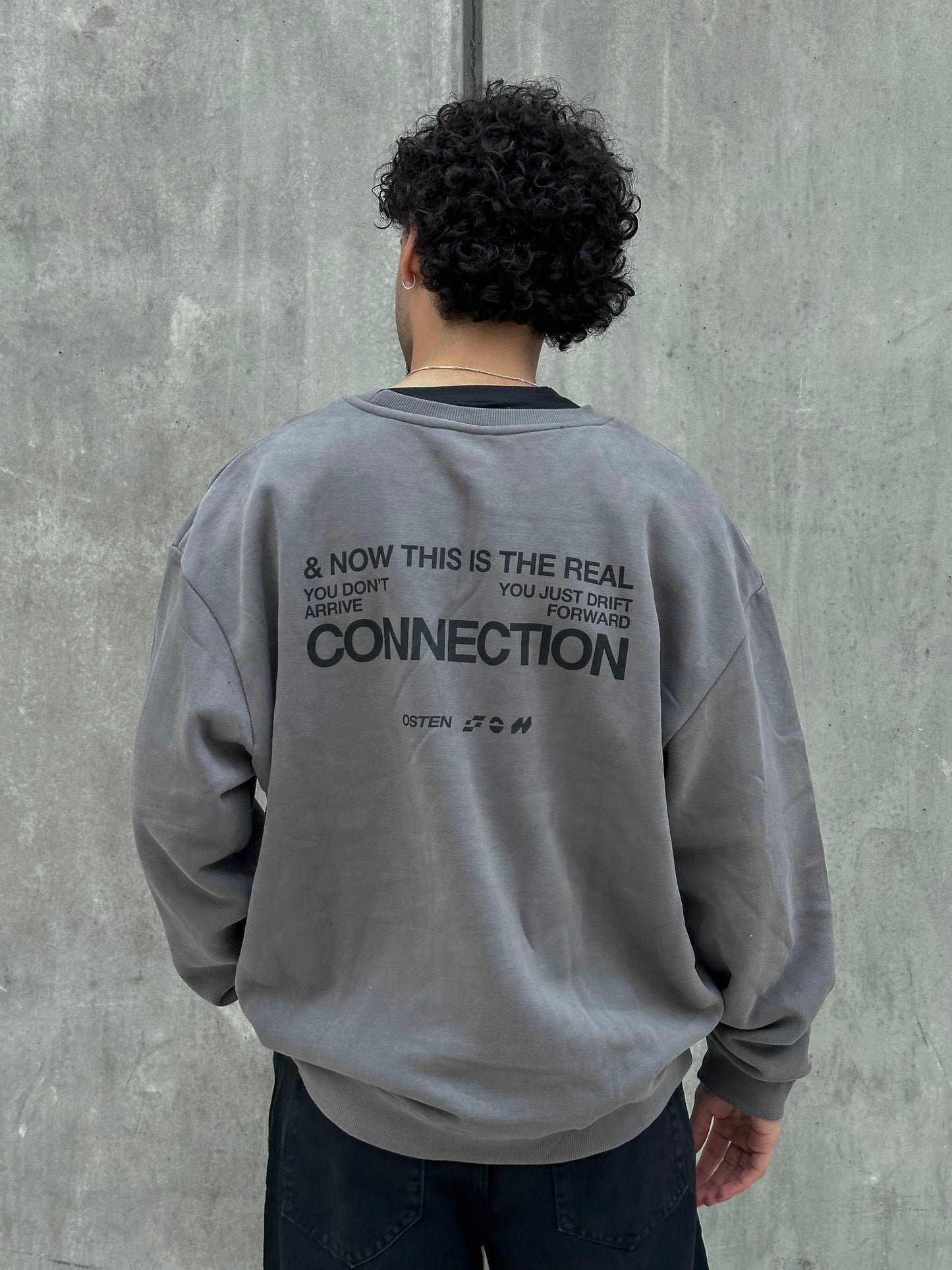 Buzo CONNECTION gris