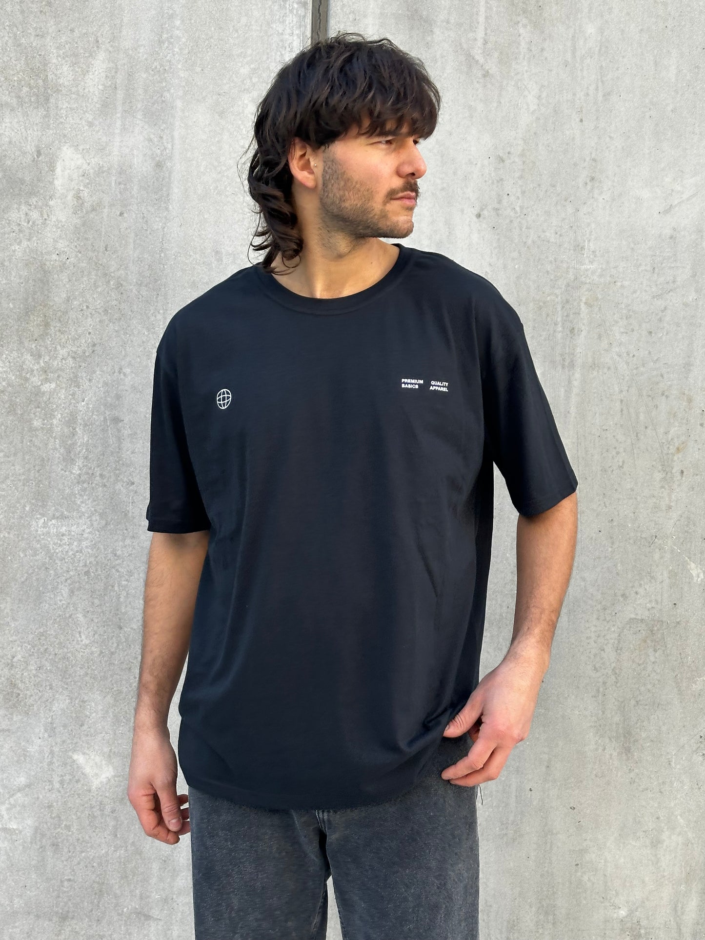 Remera URBAN negra