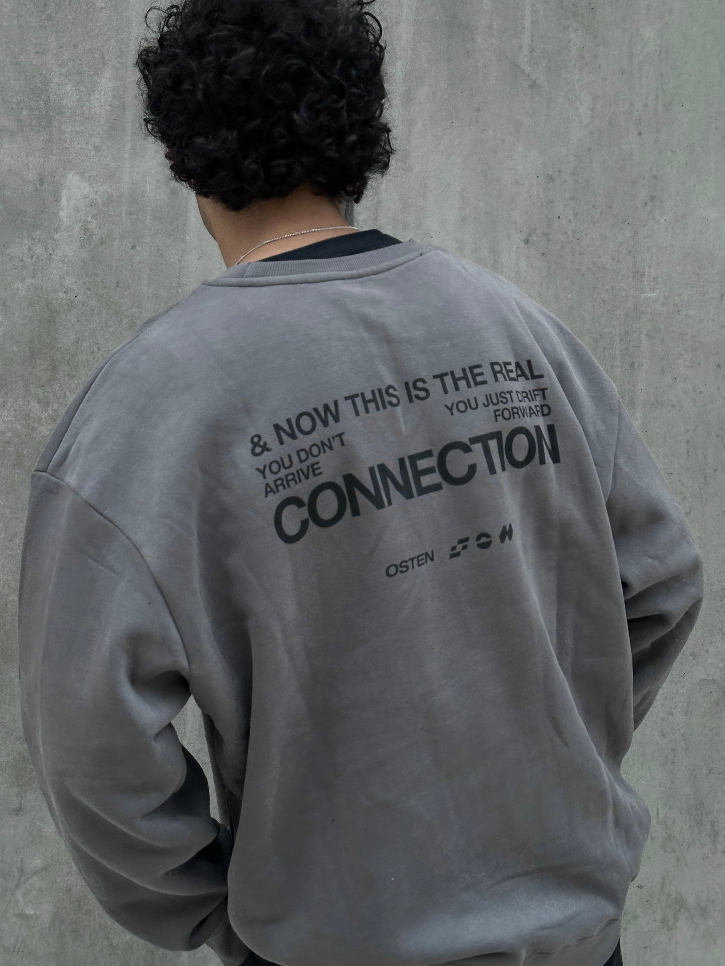 Buzo CONNECTION gris