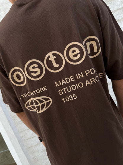 Remera STUDIO marrón