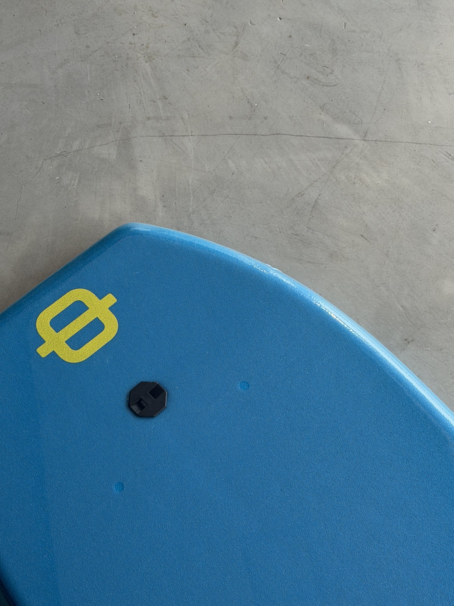 Bodyboard ROW Kinetic 39" Leash incluido