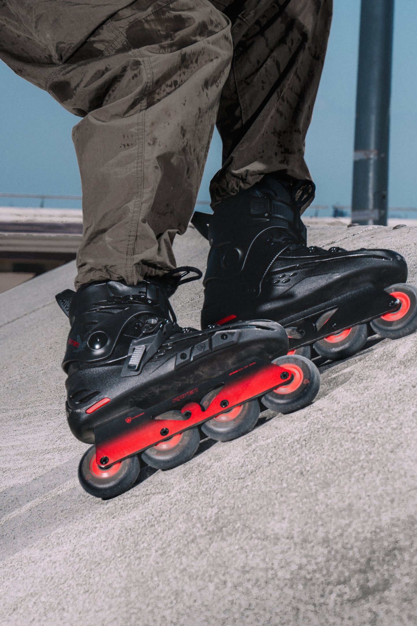 Patines FLYING EAGLE F4+ RAVEN NEGRO