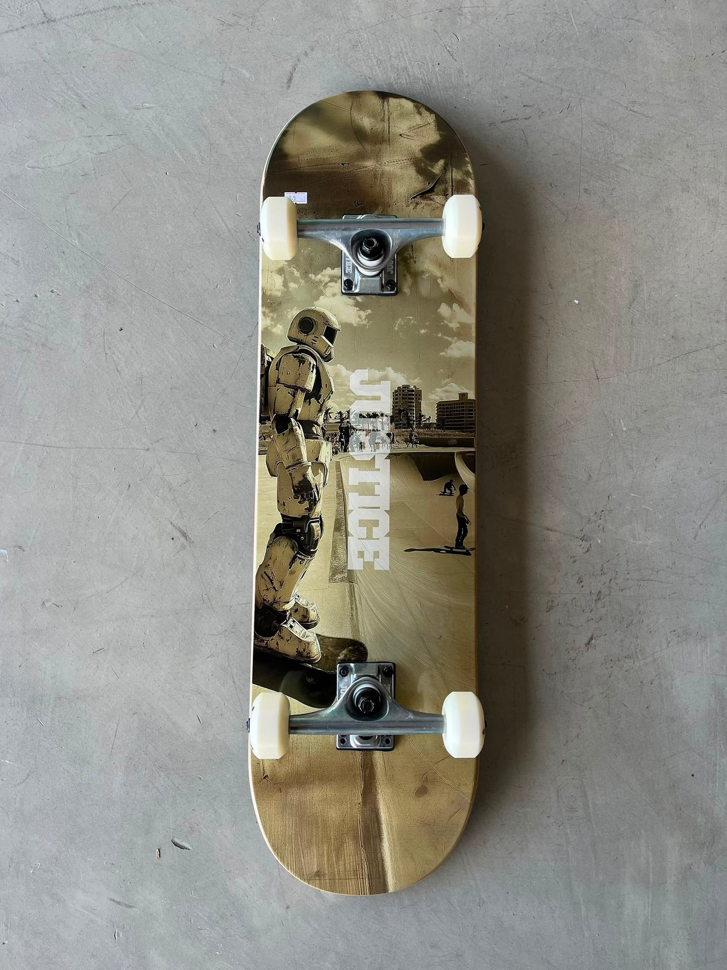 Skate Completo Justice Robot