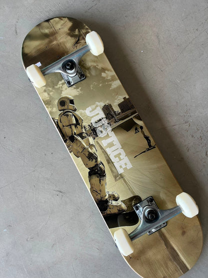 Skate Completo Justice Robot