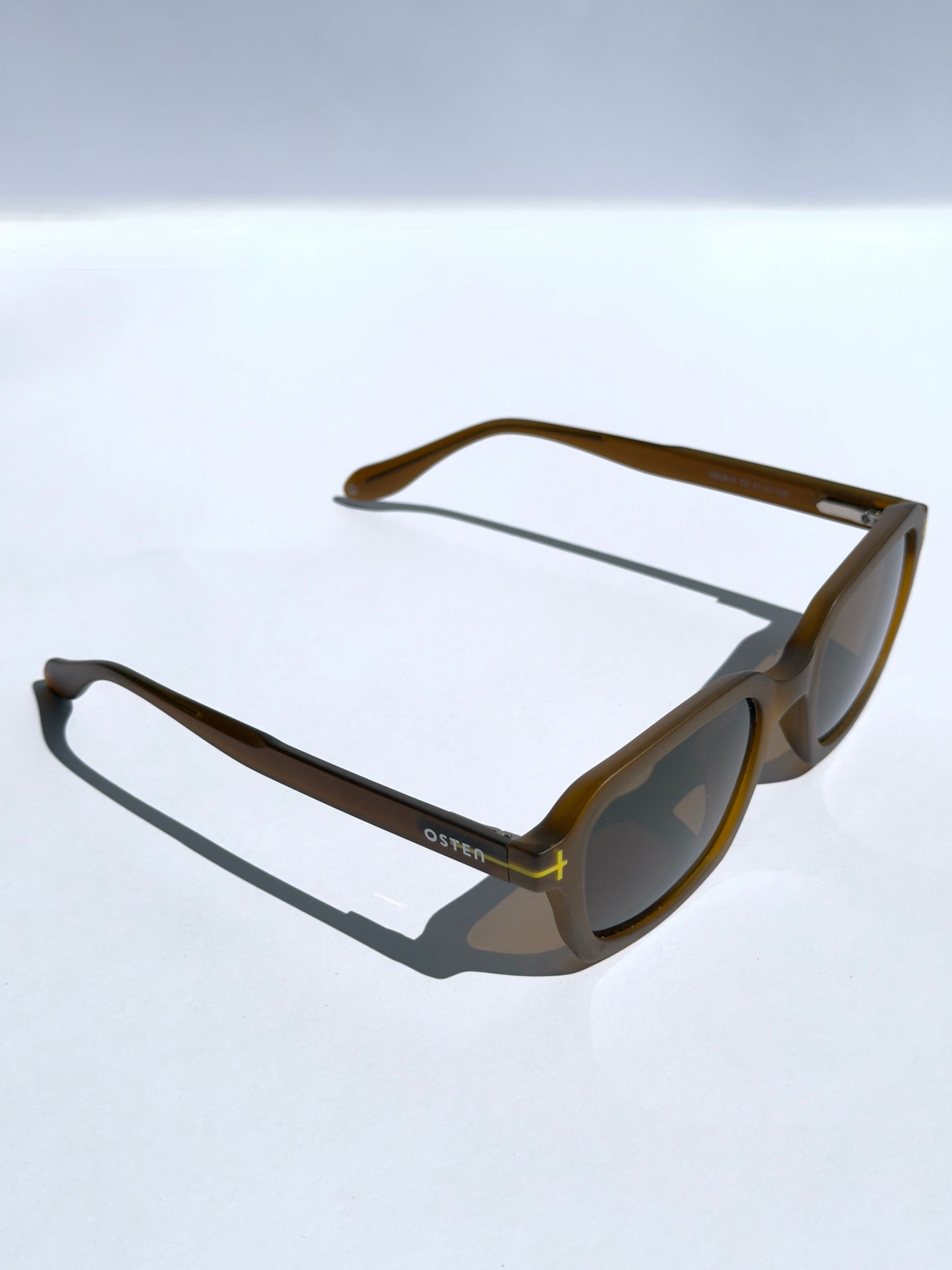 LENTES SOL OSTEN LIMA 2610