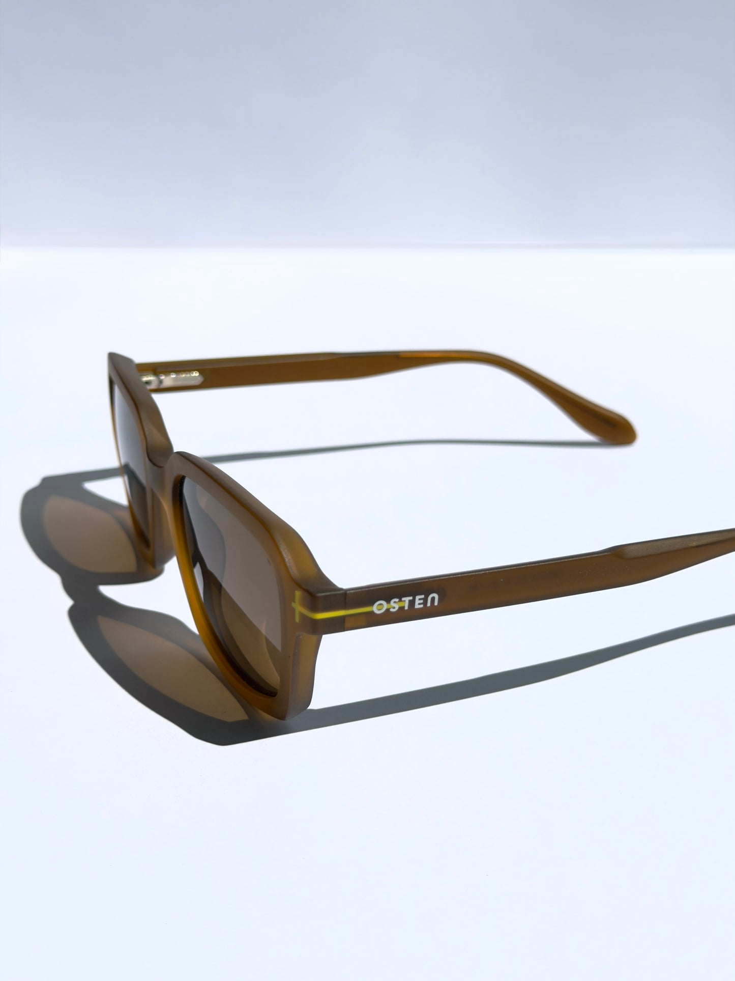 LENTES SOL OSTEN LIMA 2610